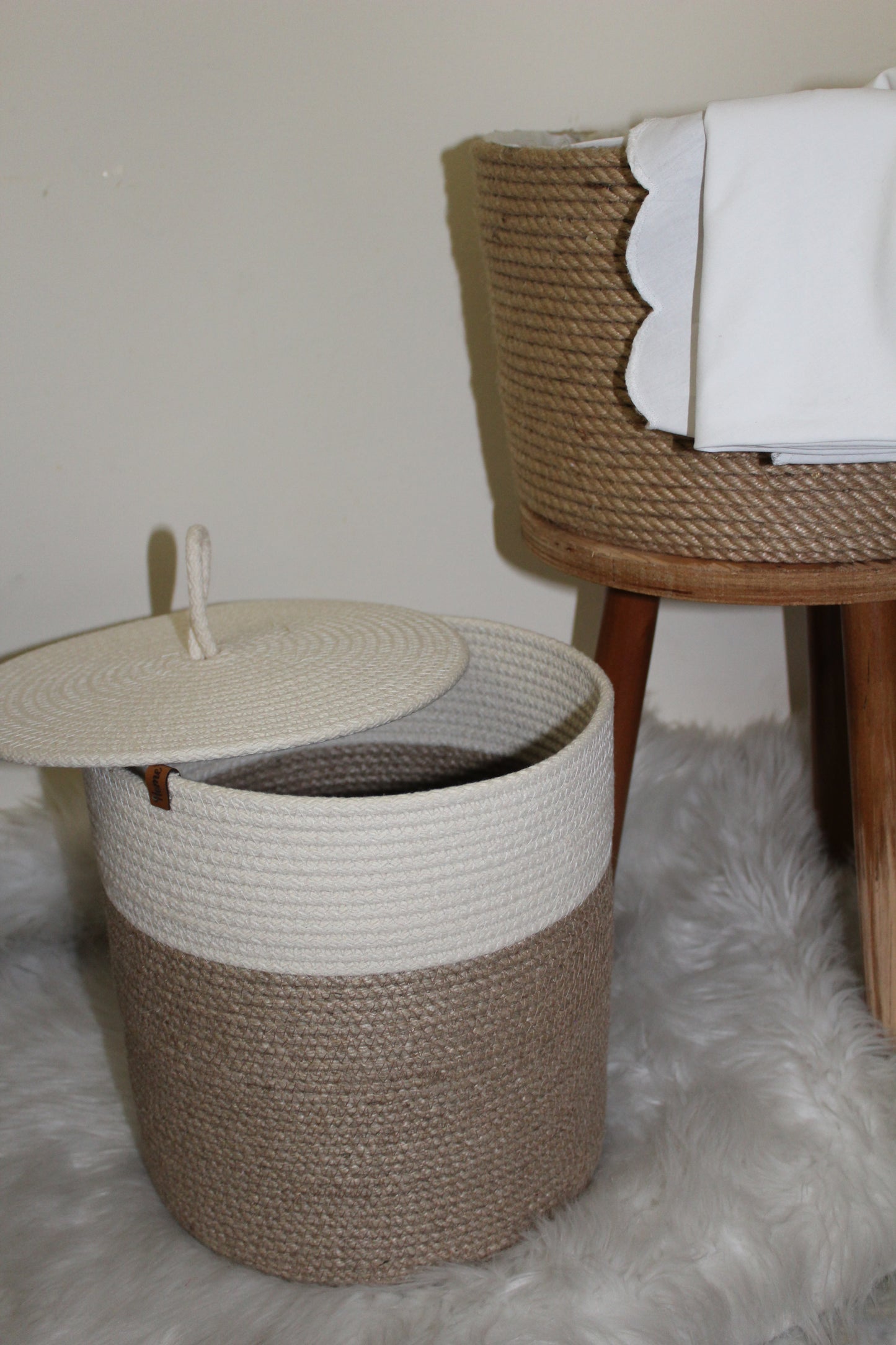 Basket With Lid