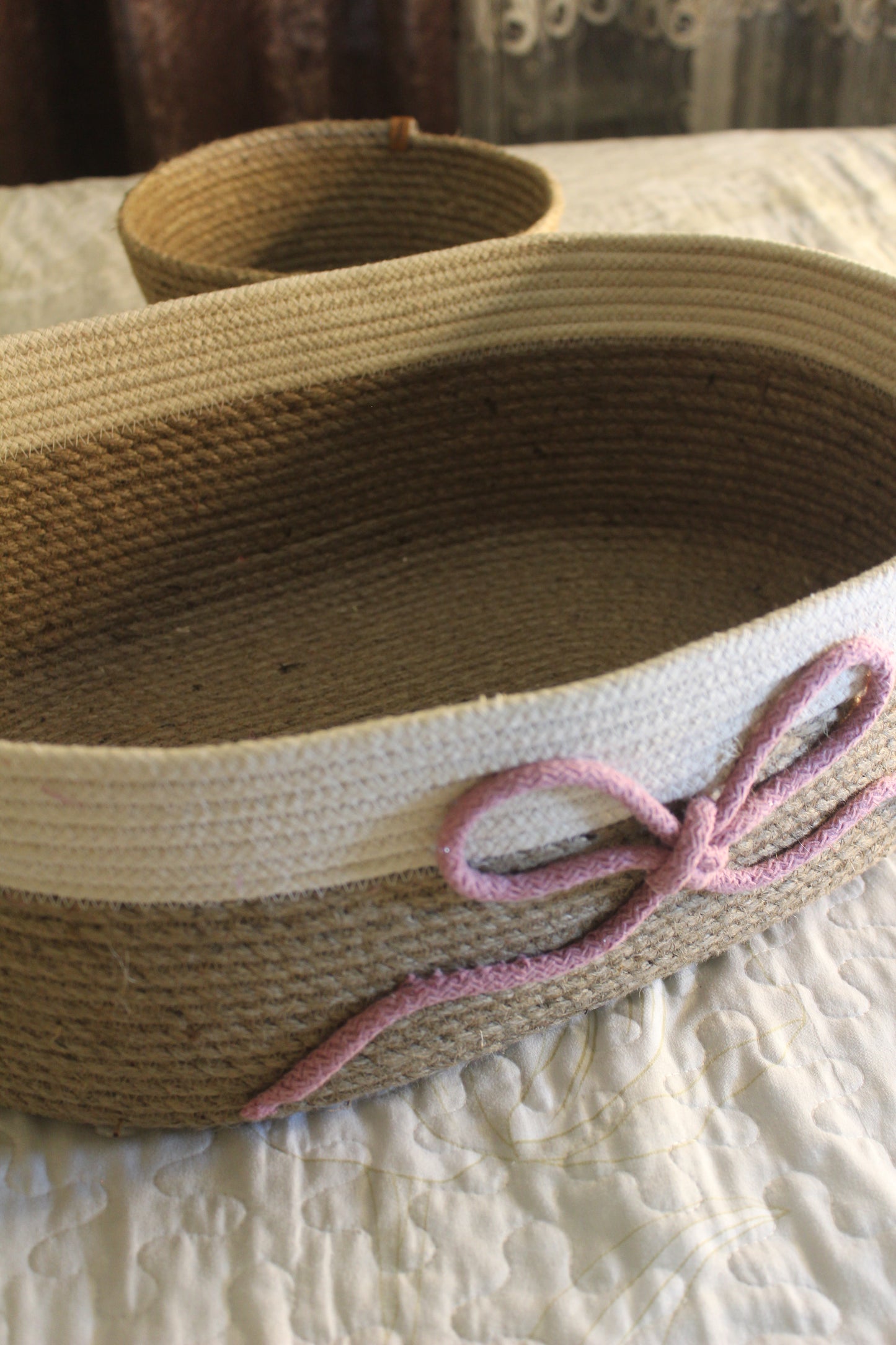 oval basket with bow (set of 2pcs)