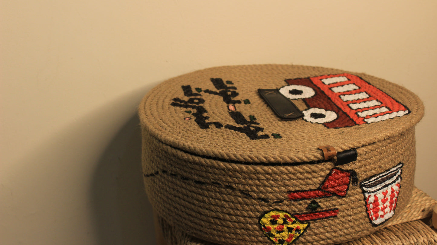 Lebasnese basket  with lid