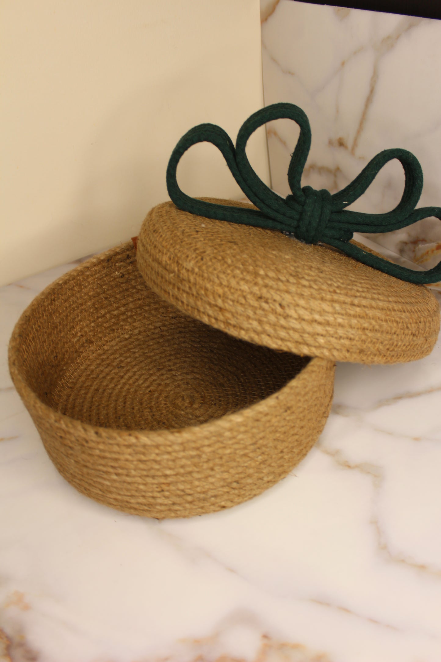 Product Specs – Set of 2 Round Baskets