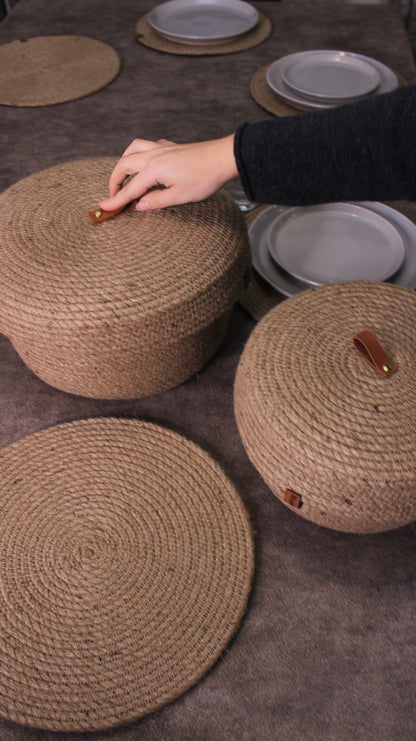 Set of 2 baskets with lid