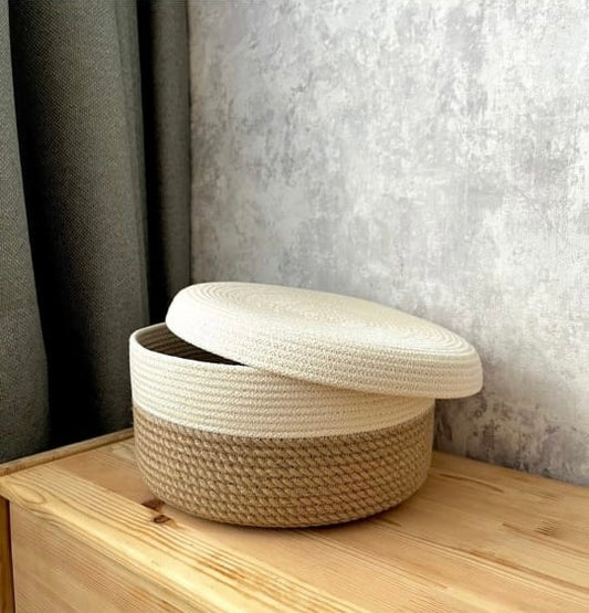 Basket With Lid