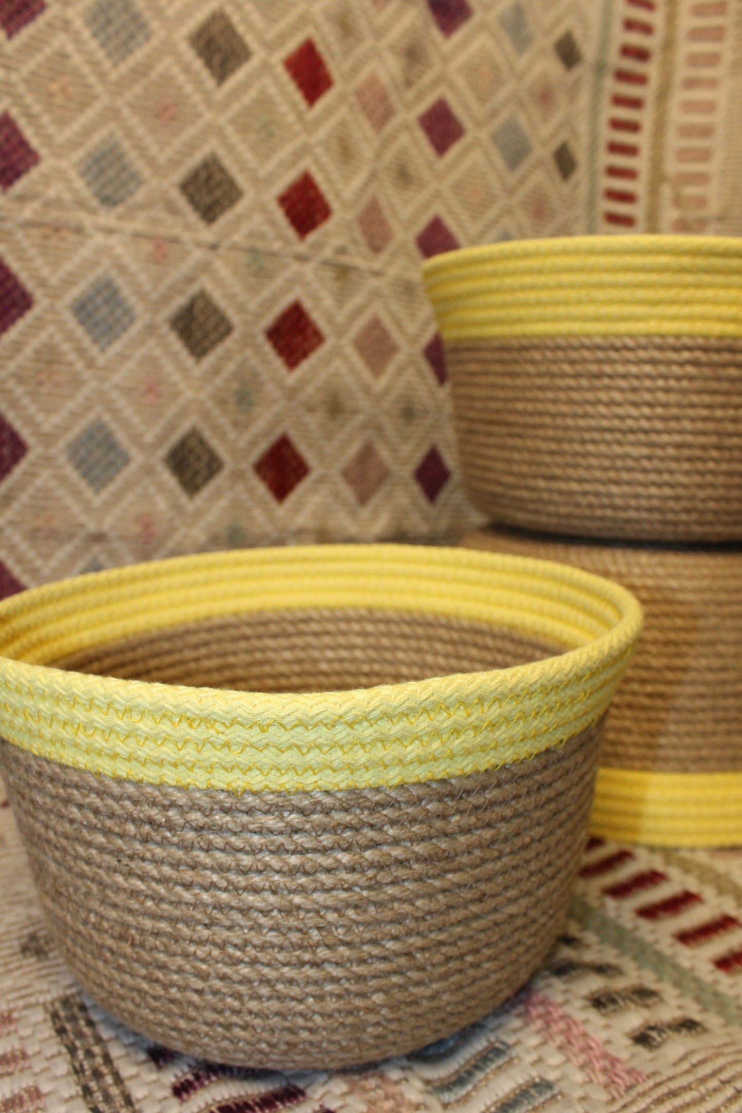 Bowl Basket With Colored Border